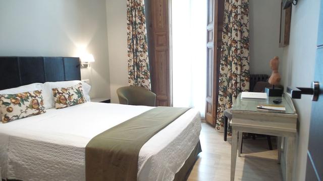 Double Room, 1 Double Bed