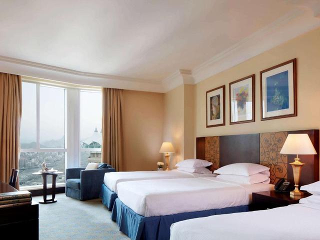 Classic Room, 3 Single Size Beds, City View